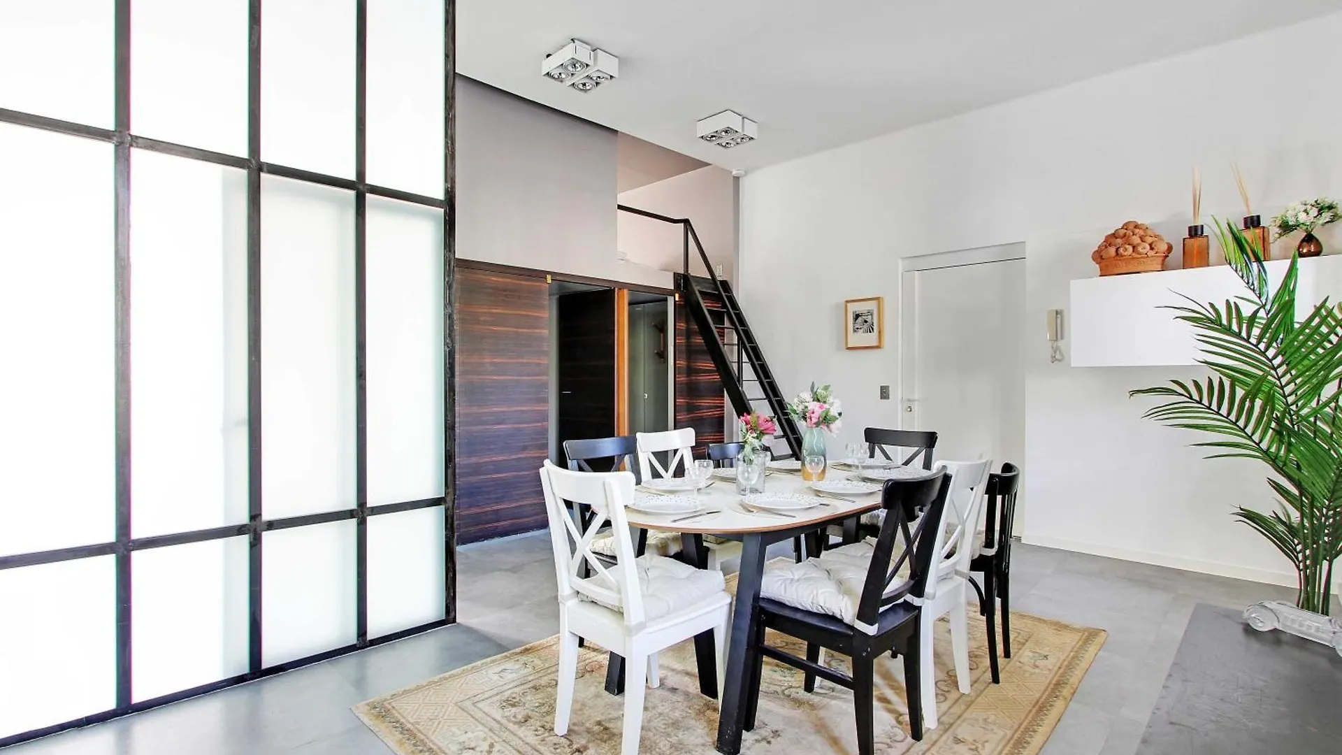 Magnificent Apartment - 2Br- 7P - Jardin Herold Париж Франция